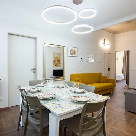 Sanmartino8 - 6 Posti In Centro Storico - Naonbnb