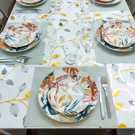 Nel Centro Storico, Con 6 Posti Letto *