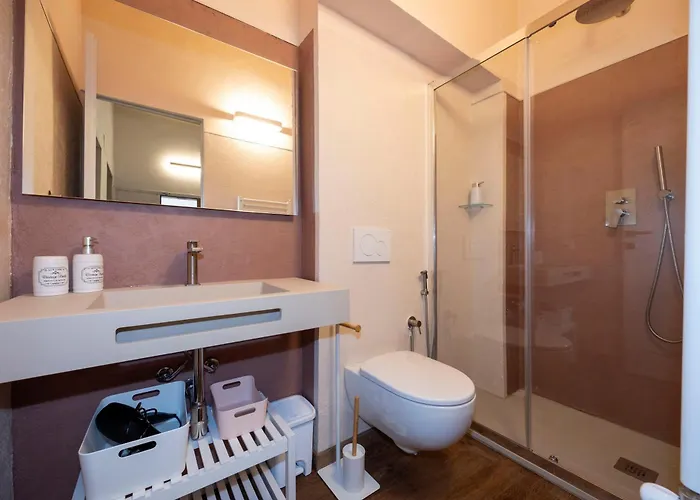 Nel Centro Storico, Con 6 Posti Letto *