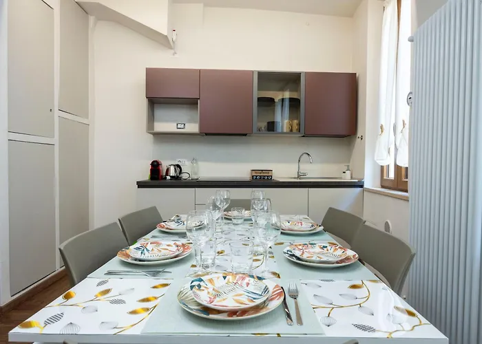 Sanmartino8 - 6 Posti In Centro Storico - Naonbnb