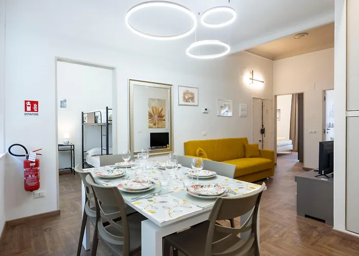 Sanmartino8 - 6 Posti In Centro Storico - Naonbnb * Σιένα