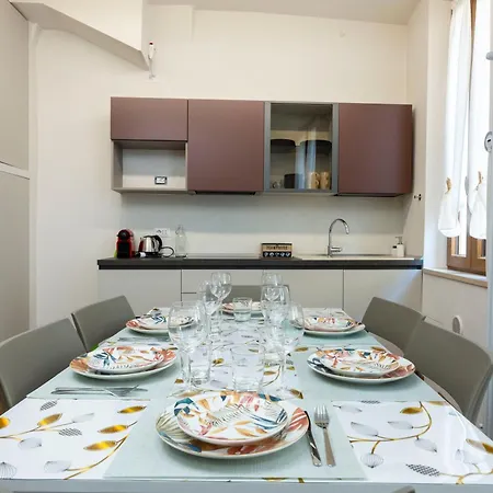 Nel Centro Storico, Con 6 Posti Letto