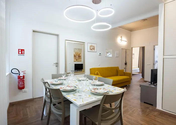 Sanmartino8 - 6 Posti In Centro Storico - Naonbnb