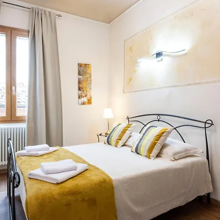 Apartamento Sanmartino8 - 6 Posti In Centro Storico - Naonbnb Siena